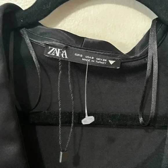 NWOT Zara JEWEL TRIM SATIN EFFECT DRESS  HOLIDAY/EVENT DRESS S - Picture 8 of 8